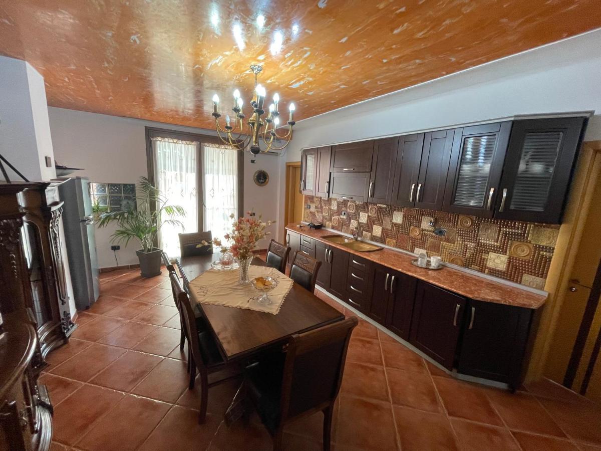 Apartament Venus - Cozy Apt With Terrace Wlora Zewnętrze zdjęcie