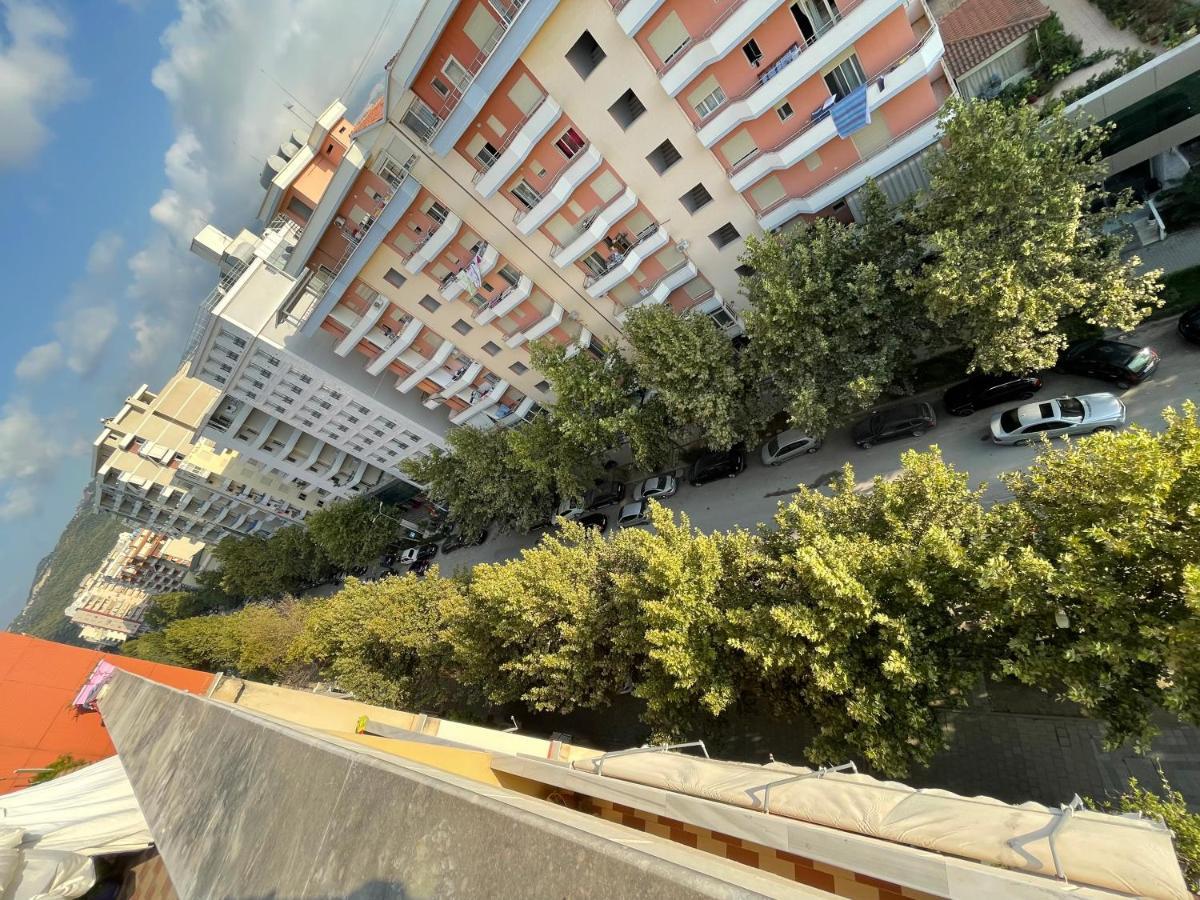 Venus - Cozy Apt With Terrace Wlora Zewnętrze zdjęcie